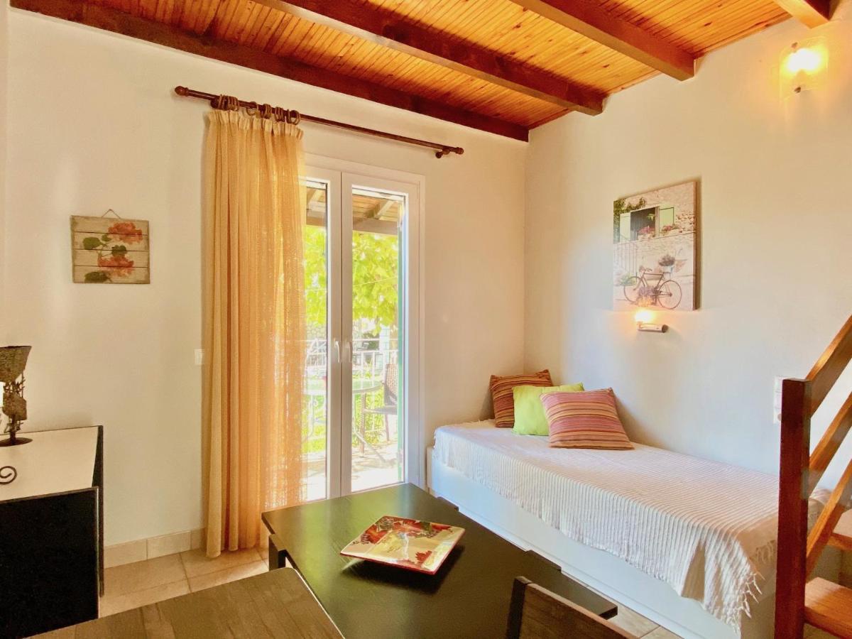 Apartmán Asteraki House By Dadovillas Acharavi (Corfu)